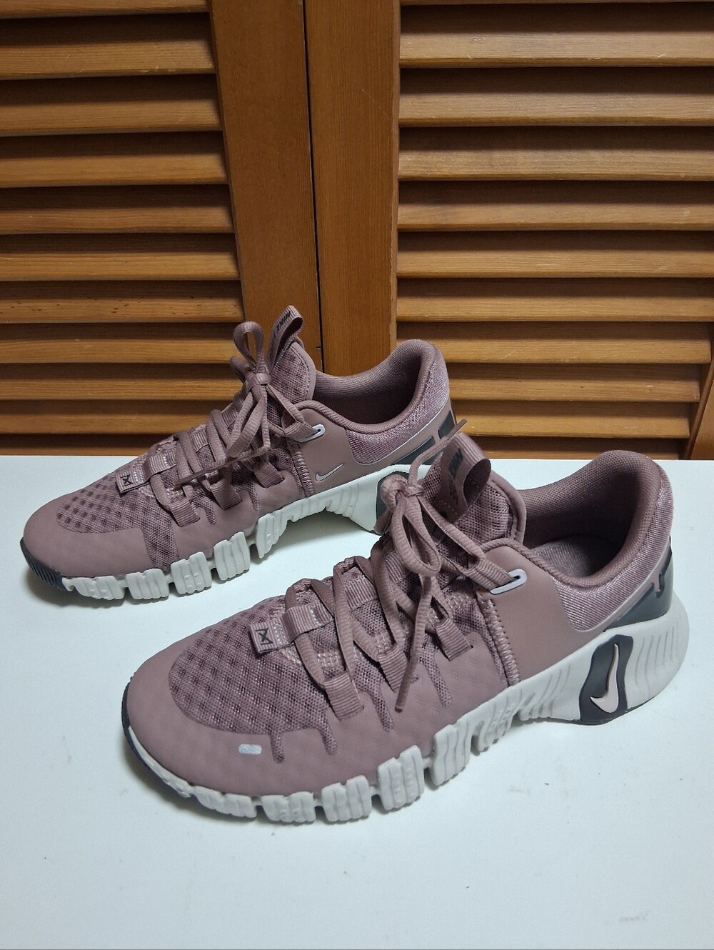 Nike Free Metcon 5 Smokey Mauve Women's Trainers * Size: 7